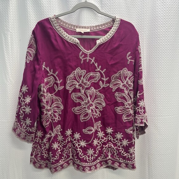 Solitaire Tops - Solitaire Magenta Floral Embroidered Scallop Edge Boho Peasant Cottagecore Top L